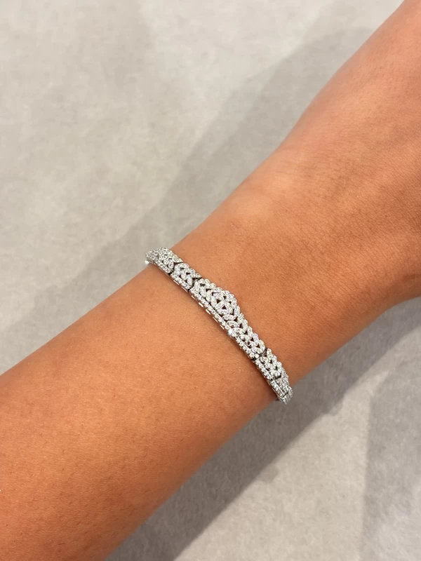 925 silver pavé link bar bracelet 925 silver pavé link bar bracelet