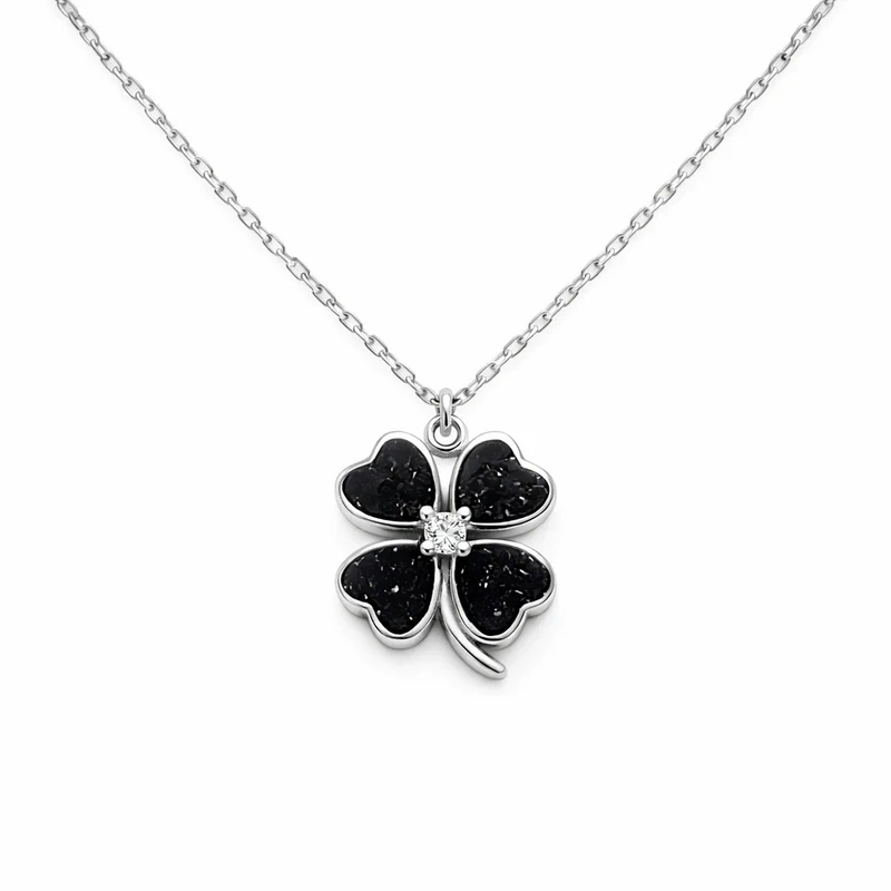 925 silver black clover necklace with center stone 925 silver black clover necklace with center stone