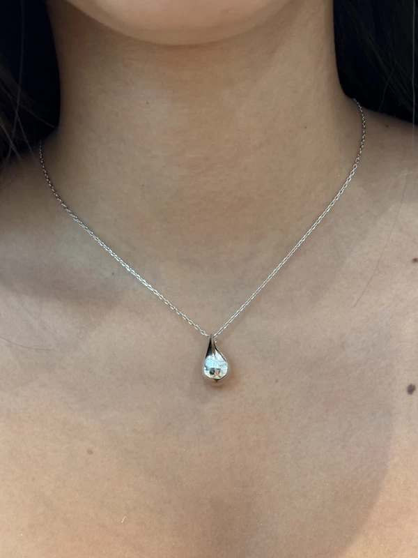 925 silver minimal teardrop necklace 925 silver minimal teardrop necklace