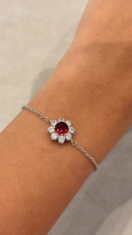 925 silver red zircon flower bracelet 925 silver red zircon flower bracelet