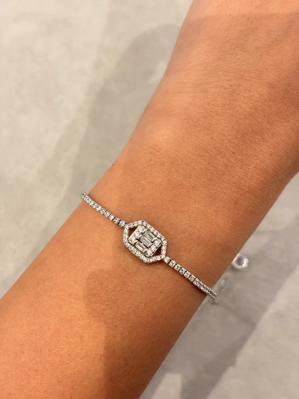925 silver emerald cut tennis bracelet 925 silver emerald cut tennis bracelet