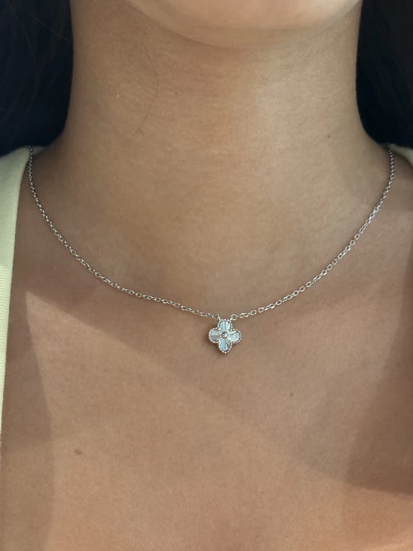 75 3 925 silver black clover necklace 75 3 925 silver black clover necklace